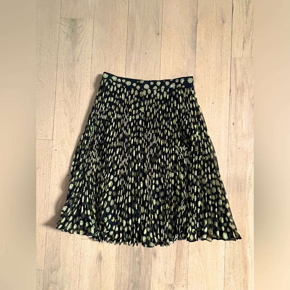 DVF pleated midi skirt size 2